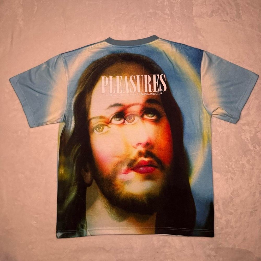NWOT Pleasures Jesus Graphic Tee - Picture 9 of 9